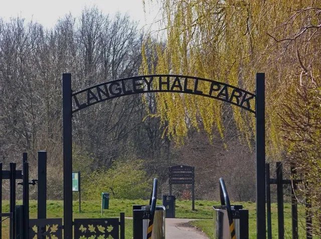 Langley Hall Park - Nature Reserve