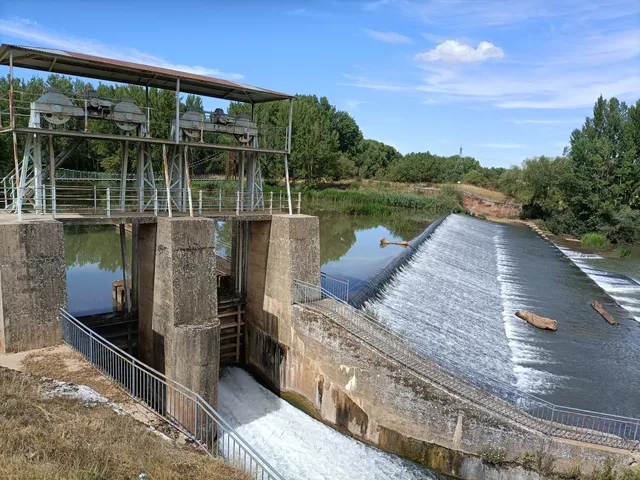 Parque Centro de Interpretacion del Canal de Castilla
