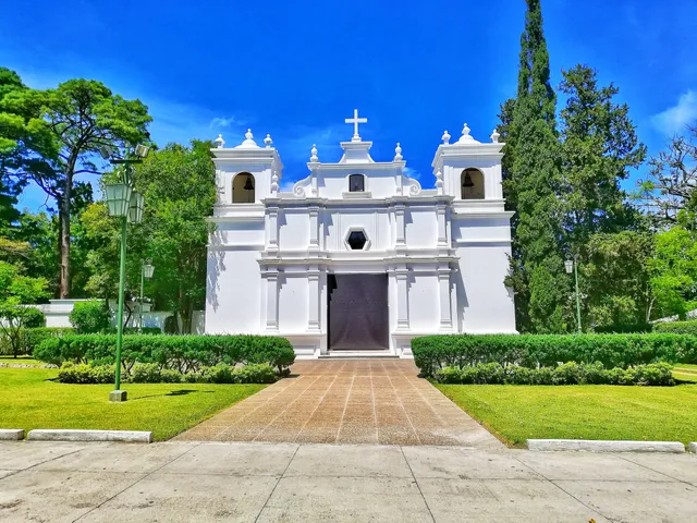 Museo Carlos F. Novella -CEMPRO-