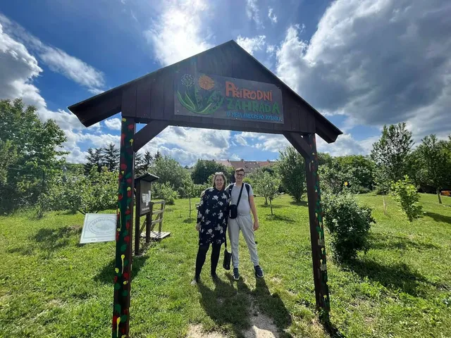 Přírodní zahrada u medláneckého rybníka