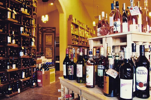 Whispering Vine - 4th St.