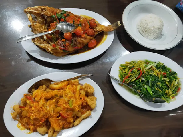 RM Fajar Seafood Mks