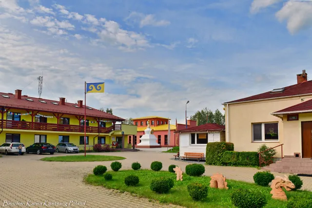Buddhist Center Benchen Kamtsang