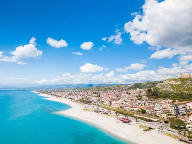 Spiaggia di Roccella Ionica