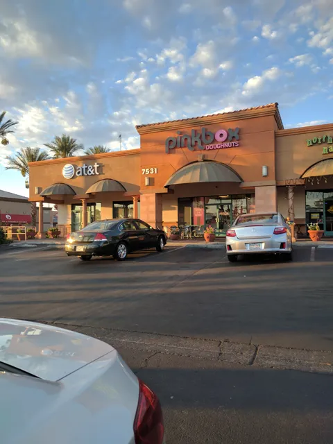Summerhill Plaza Strip Mall