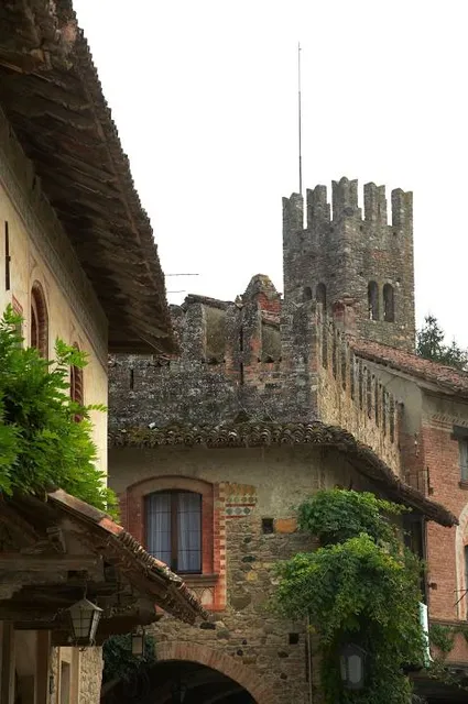 Castello di Grazzano Visconti