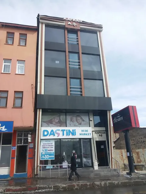 Hills Güzellik Merkezi