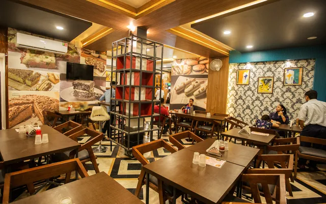 Kanhaa - Sweets & Snacks