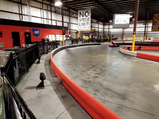 Autobahn Indoor Speedway & Events - Birmingham, AL