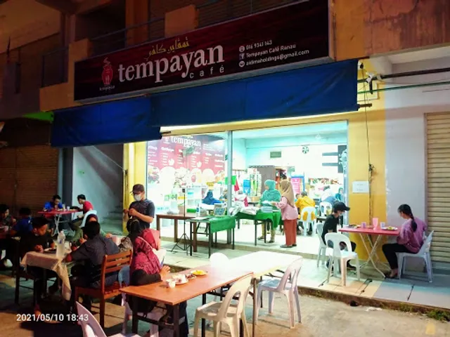 Tempayan Cafe