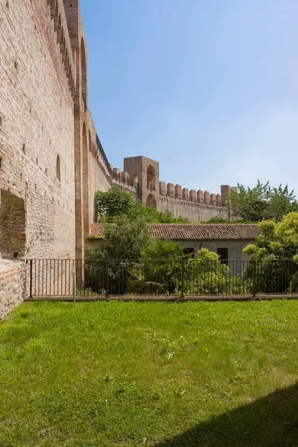 Mura di Cittadella e Camminamento di Ronda