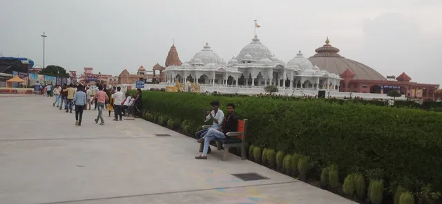 मौर्या चाइनीस फास्ट फूड कॉर्नर (भक्ति धाम मनगढ़)