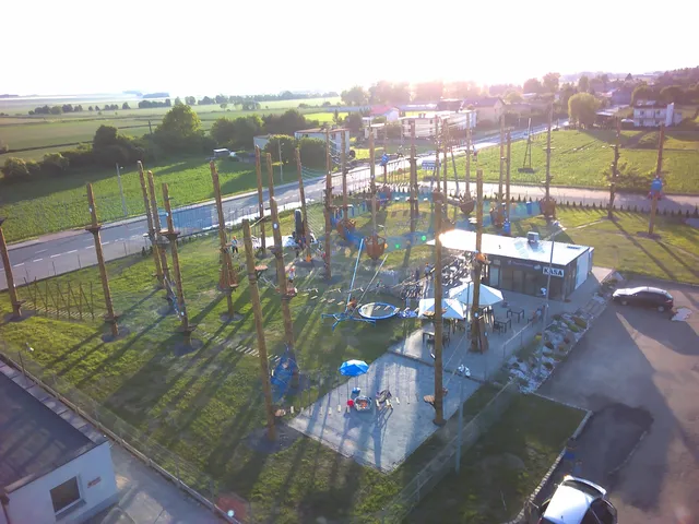 Park Linowy Przystanek Roszków