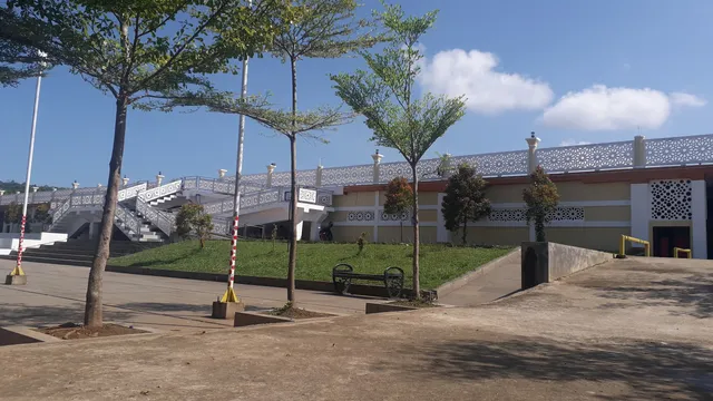 ANDI NYIWI PARK LUWU TIMUR