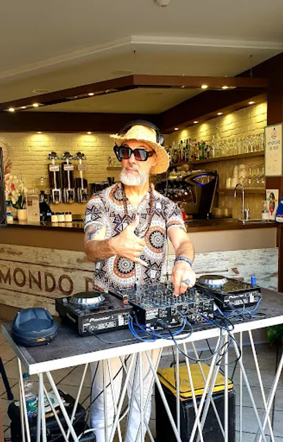 Caffetteria IL MONDO DEL CAFFE' Bra