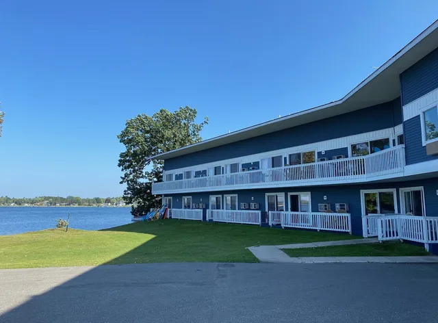 Lake Cadillac Resort