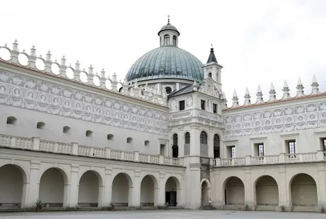 Park zamkowy w Krasiczynie