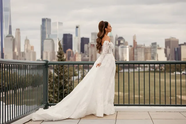 Emma Cleary Photo and Video