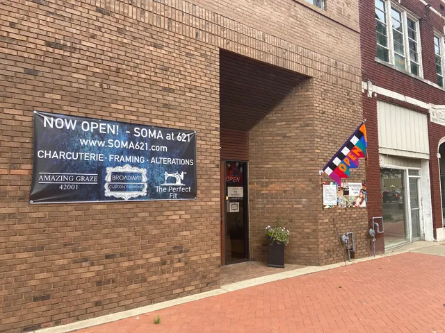 Broadway Custom Framing