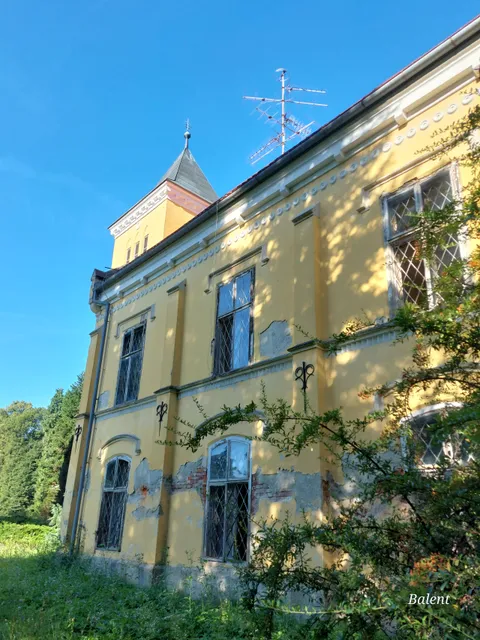 Bajnski Dvori Castle