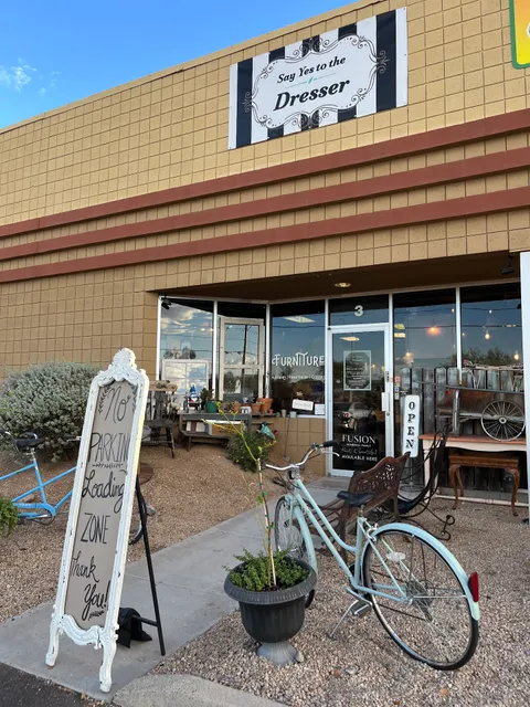 Say Yes To The Dresser