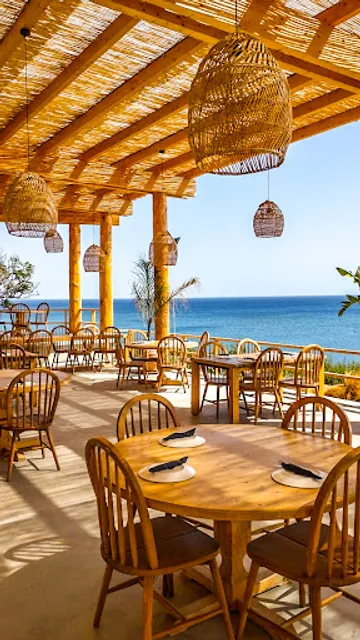 Votsalo Restaurant & Beach Bar