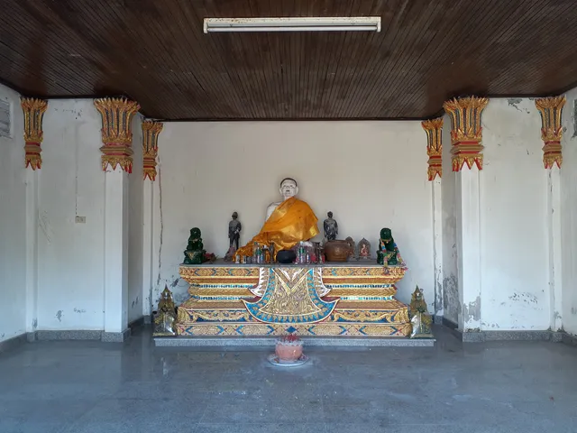 Wat Khao Bo