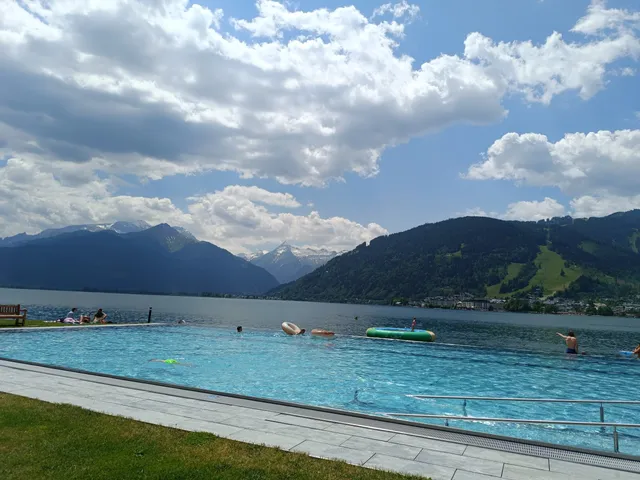 Strandbad Thumersbach