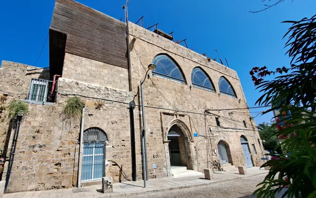 Chelouch Gallery for Contemporary Art