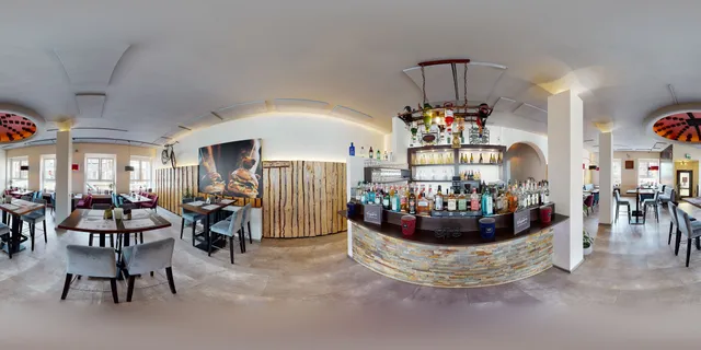 Gigant XXL Restaurant & Bar