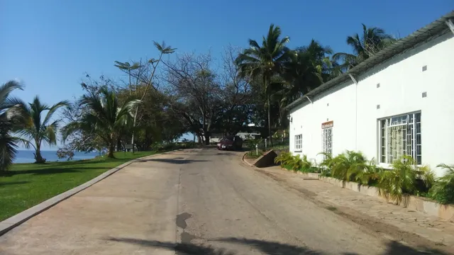 Lavongora Waterfront Lodge