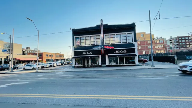 Michael's Fine Clothing-Men