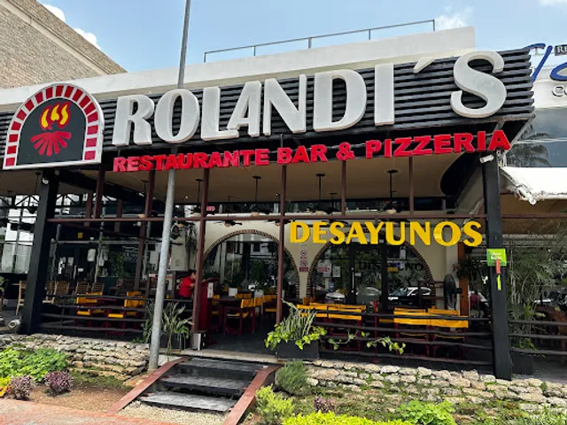 Rolandi’s Restaurante Bar y Pizzeria