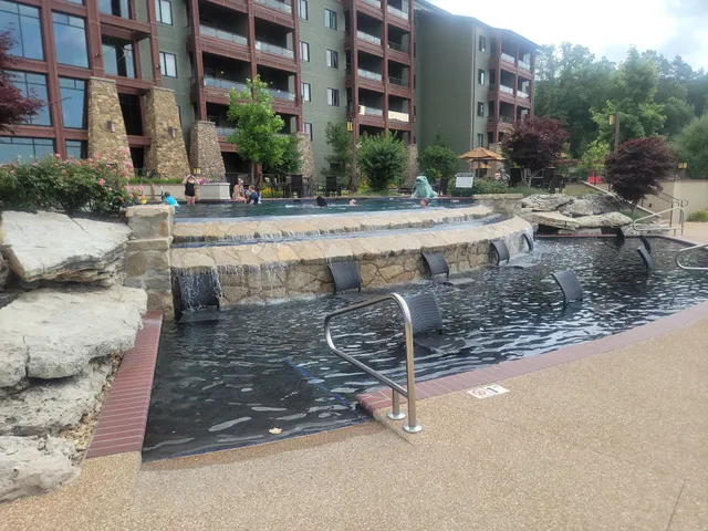 The cliffs at long creek