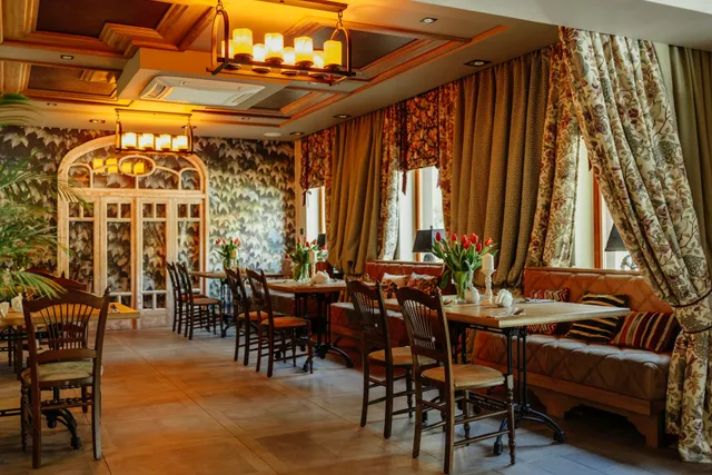 Srebrna Góra | Restaurant & Hotel