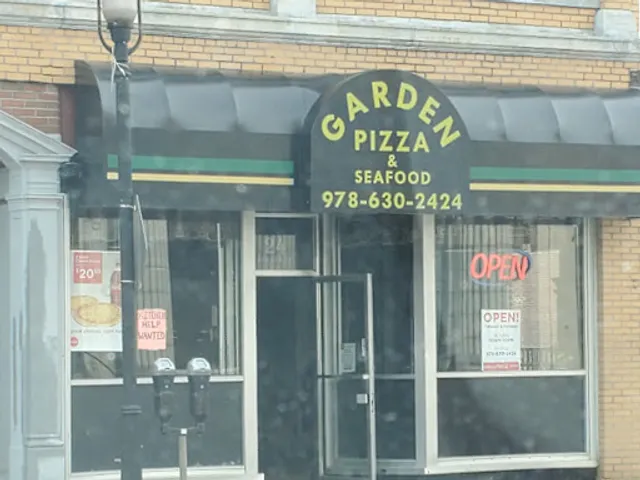 Garden Pizza & Seafood