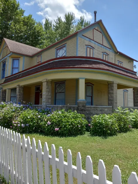 General John A Logan Museum