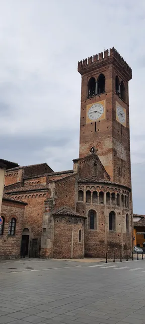 Basilica di Santa Maria Assunta e San Sigismondo