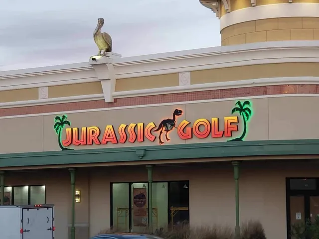 Jurassic Golf