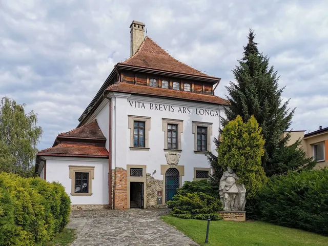 Karwacjan and Gładysz Family Manors Museum