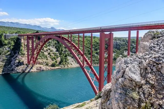 Maslenica bridge