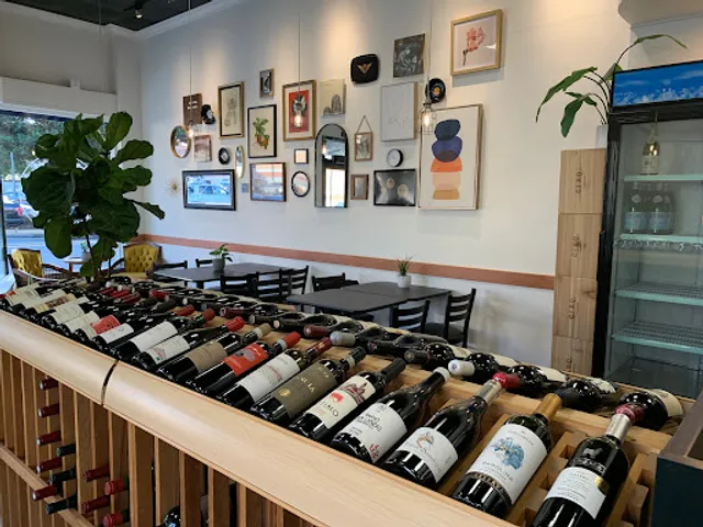 Amapola Kitchen and Wine Merchant