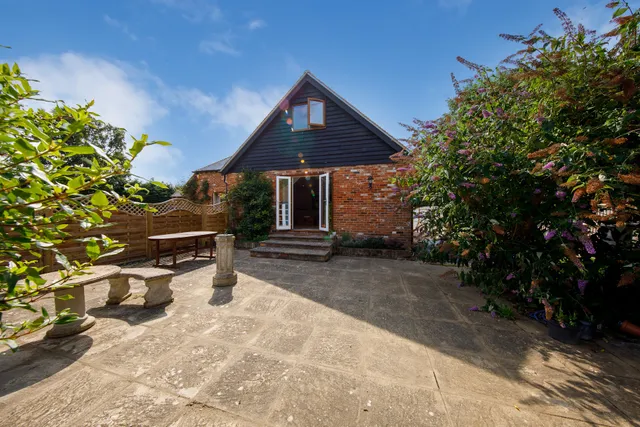 Orchard Croft Lodge, Highleigh, Chichester, West Sussex, PO20 7NR
