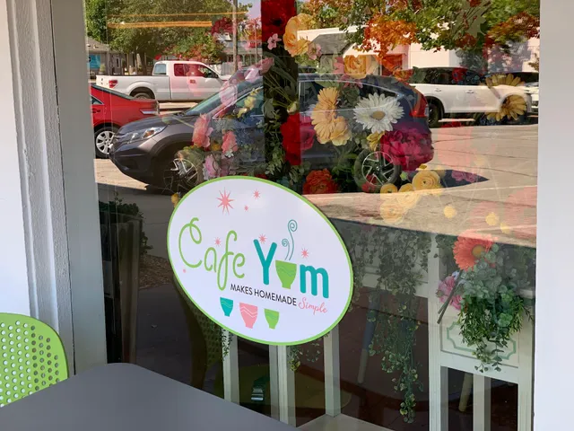 Cafe Yum