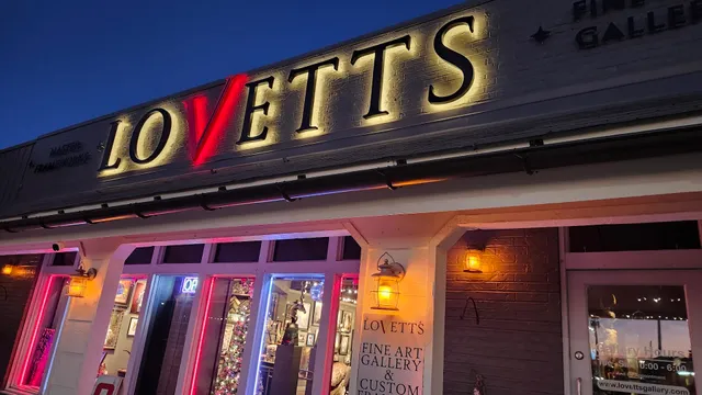 Lovetts Gallery