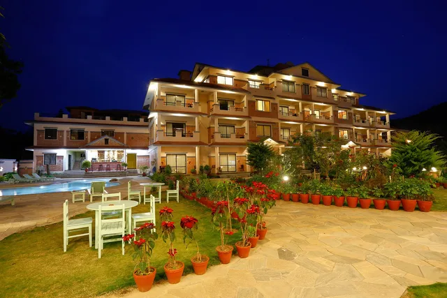 Hotel Mount Kailash Resort