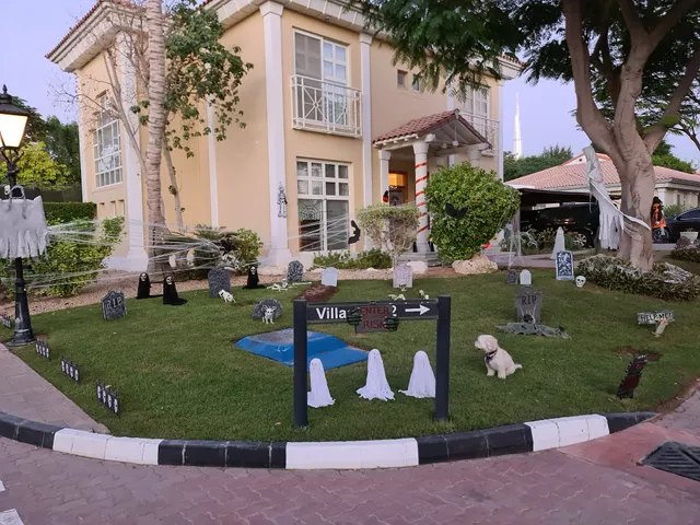 Garden Villas Compound, Jumeirah 2, Dubai