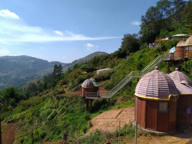 JJ Divine Hiland Resort