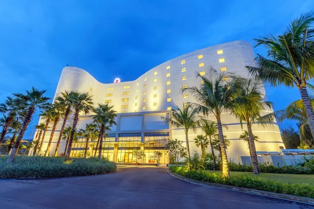 Selectum Noa Resort Cam Ranh