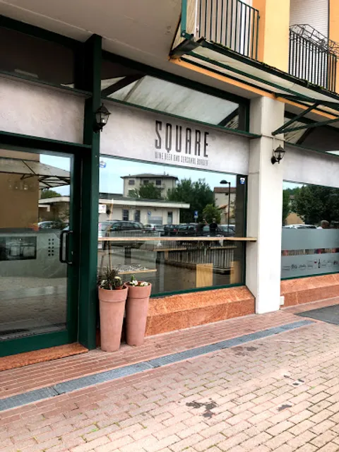 SQUARE - Seasonal Burger & Craft Beer